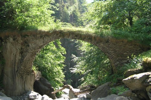 ViaCook: a bridge in Salvan